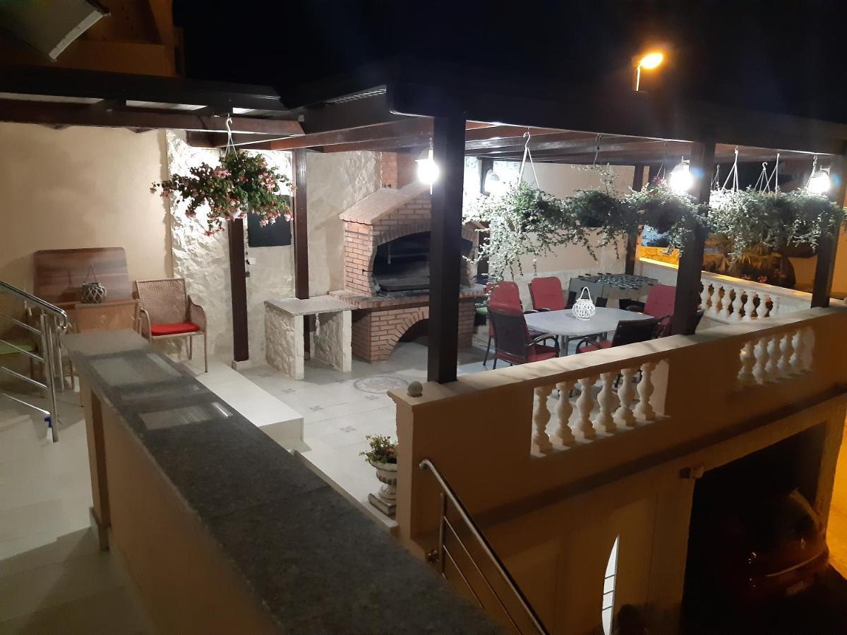 Apartmani Vera Primošten Buitenkant foto