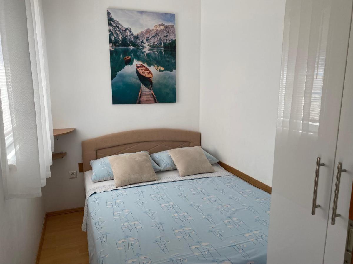 Apartmani Vera Primošten Buitenkant foto