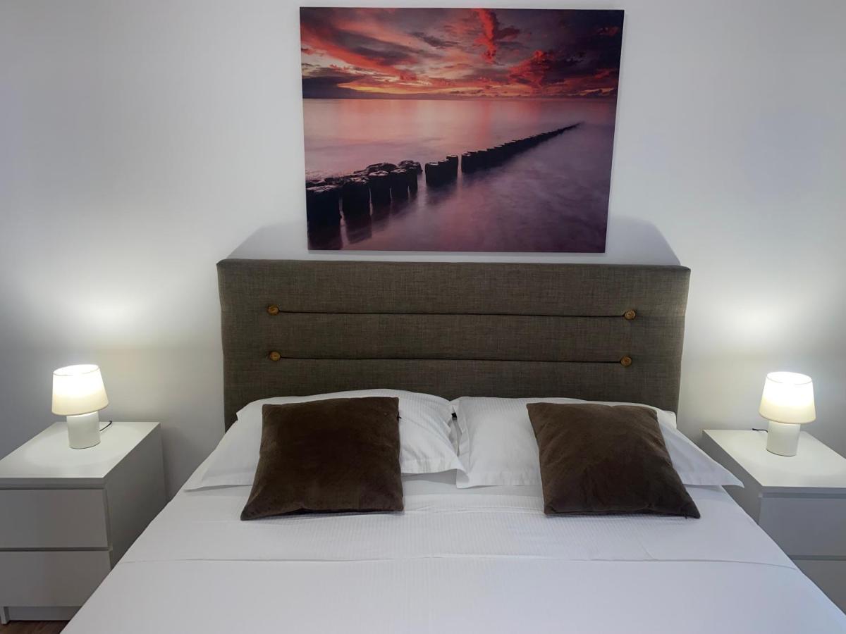 Apartmani Vera Primošten Buitenkant foto