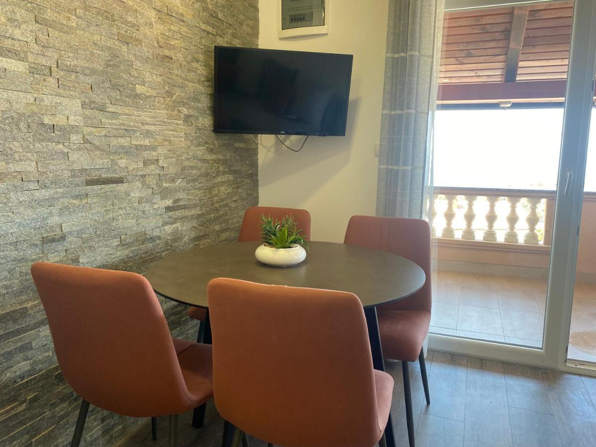 Apartmani Vera Primošten Buitenkant foto